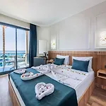Eflina - Halal Hotel