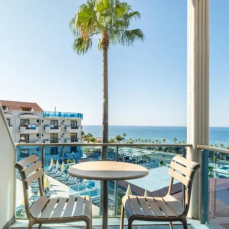 Hotel Eflina 4*